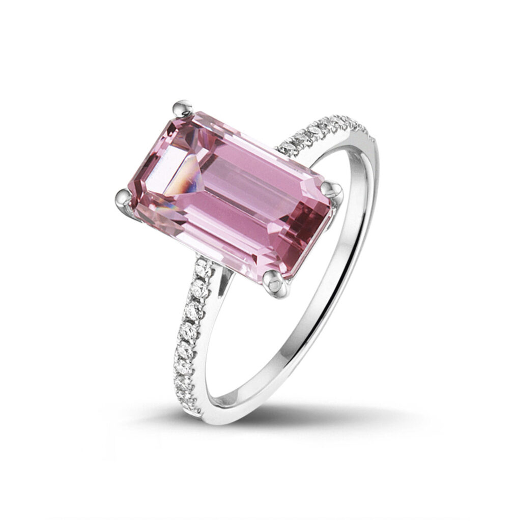 Wit gouden ring met diamanten en roze tourmalijn
