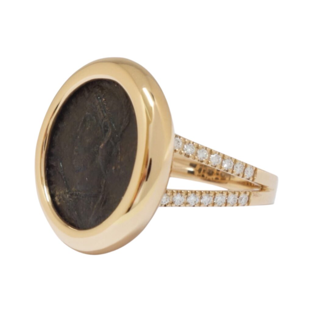 rosé gouden ring - romeinse munt en diamanten