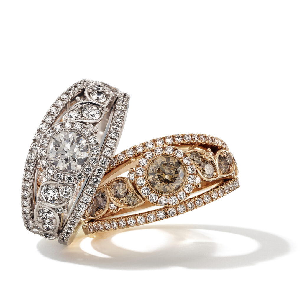 Rosé gouden ring met champagne diamanten en witte diamanten