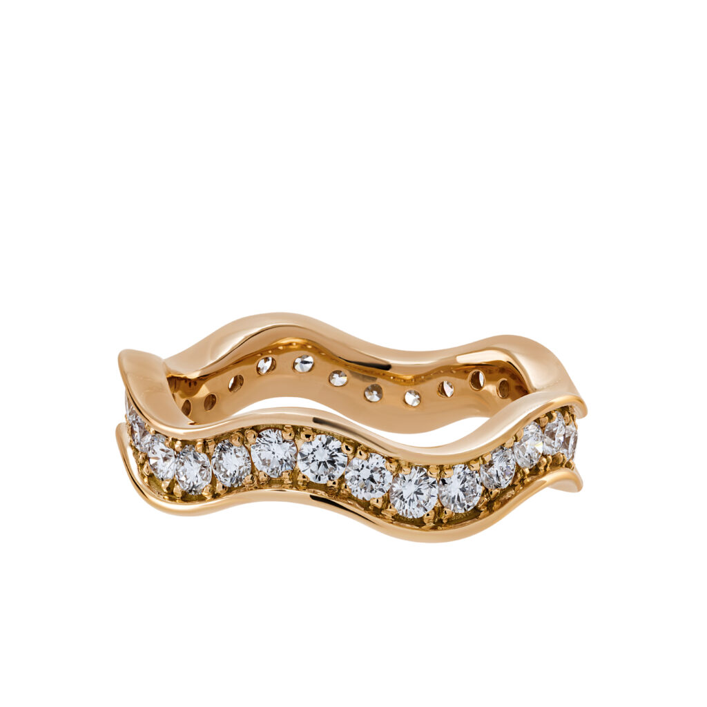 Wave ring met diamanten