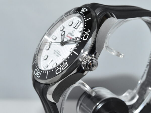 omega seamaster diver 300 m
