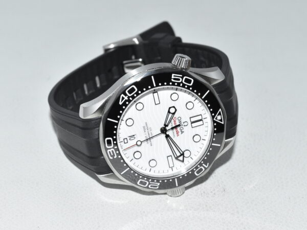 omega seamaster diver 300 m