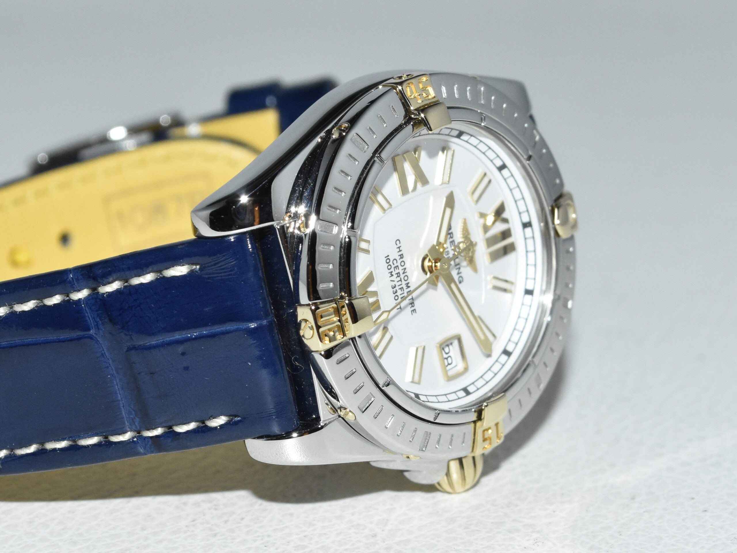 breitling galactic 32 - B71356