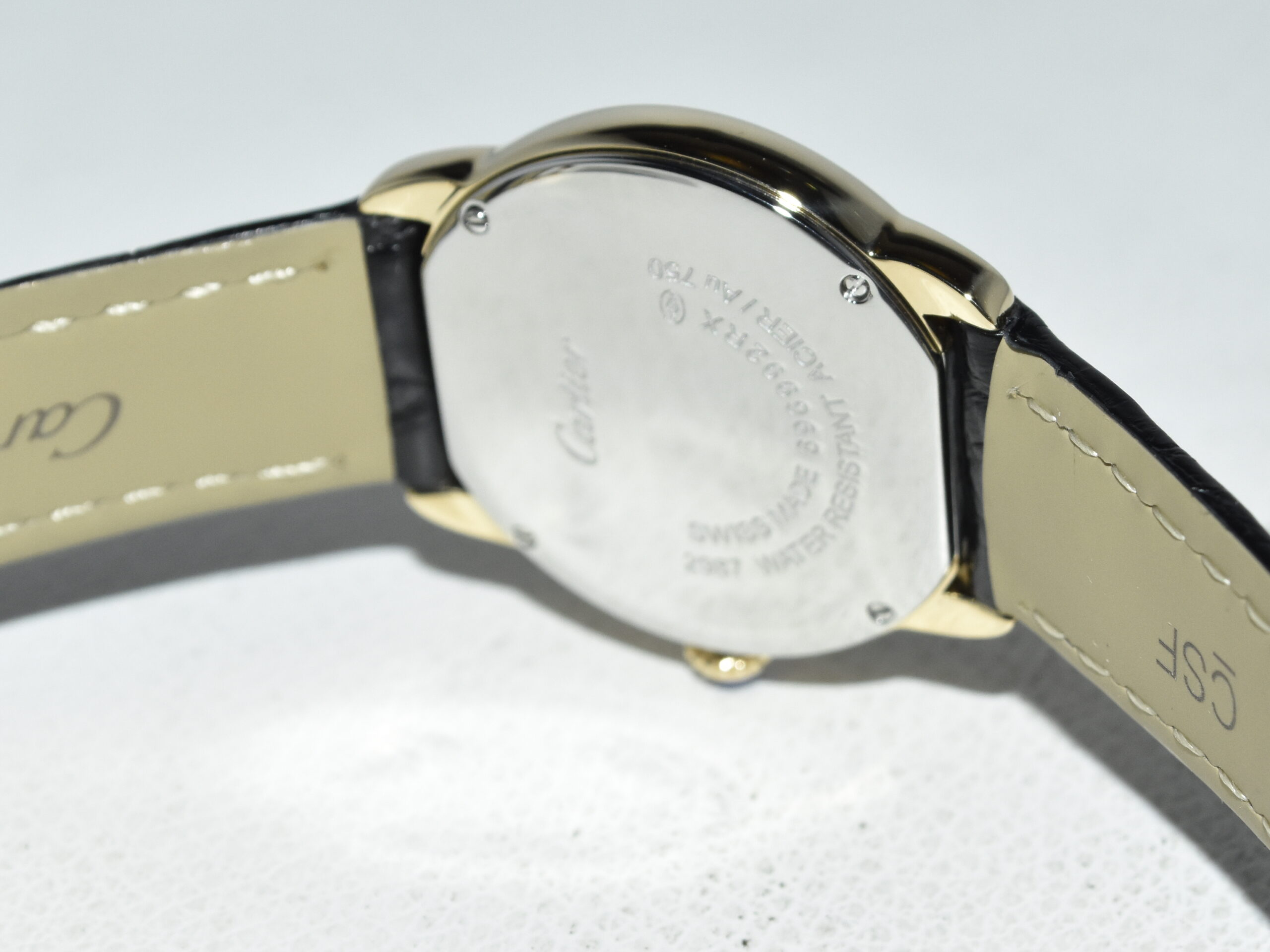 Cartier Ronde Solo 29 - W6700355